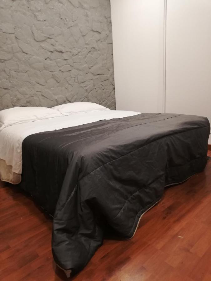 Emily House Apartman Catania-Fontanarossai nemzetközi repülőtér Kültér fotó