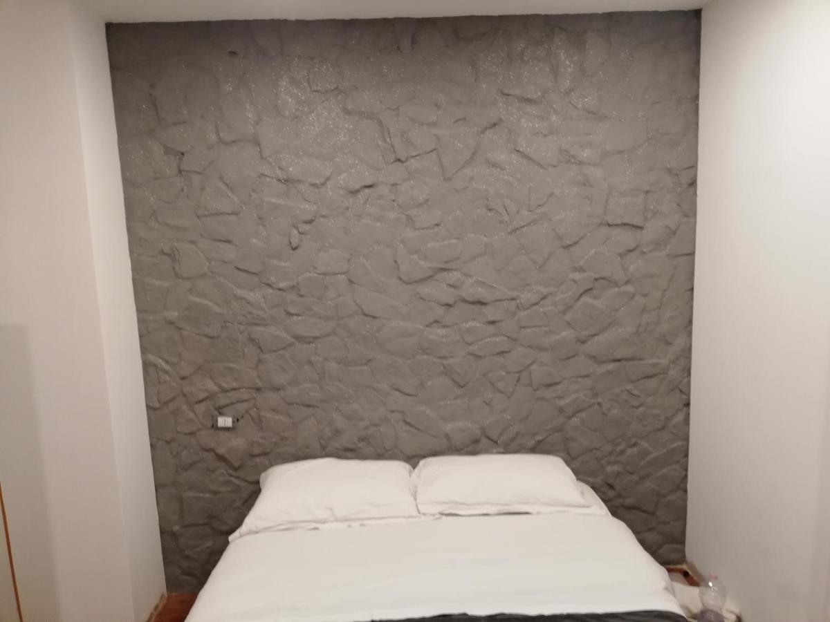 Emily House Apartman Catania-Fontanarossai nemzetközi repülőtér Kültér fotó